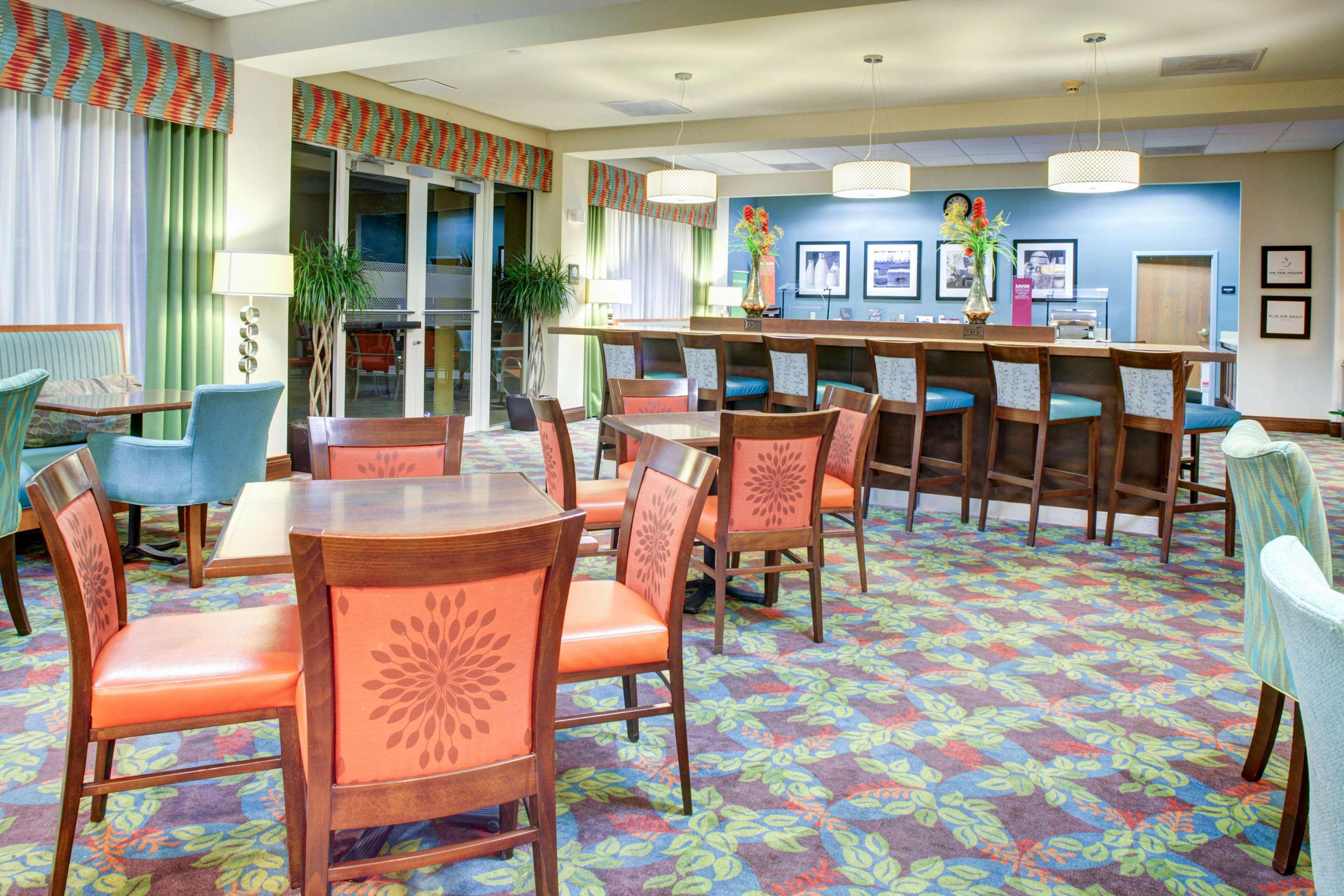 Hampton Inn Pembroke Pines Bagian luar foto