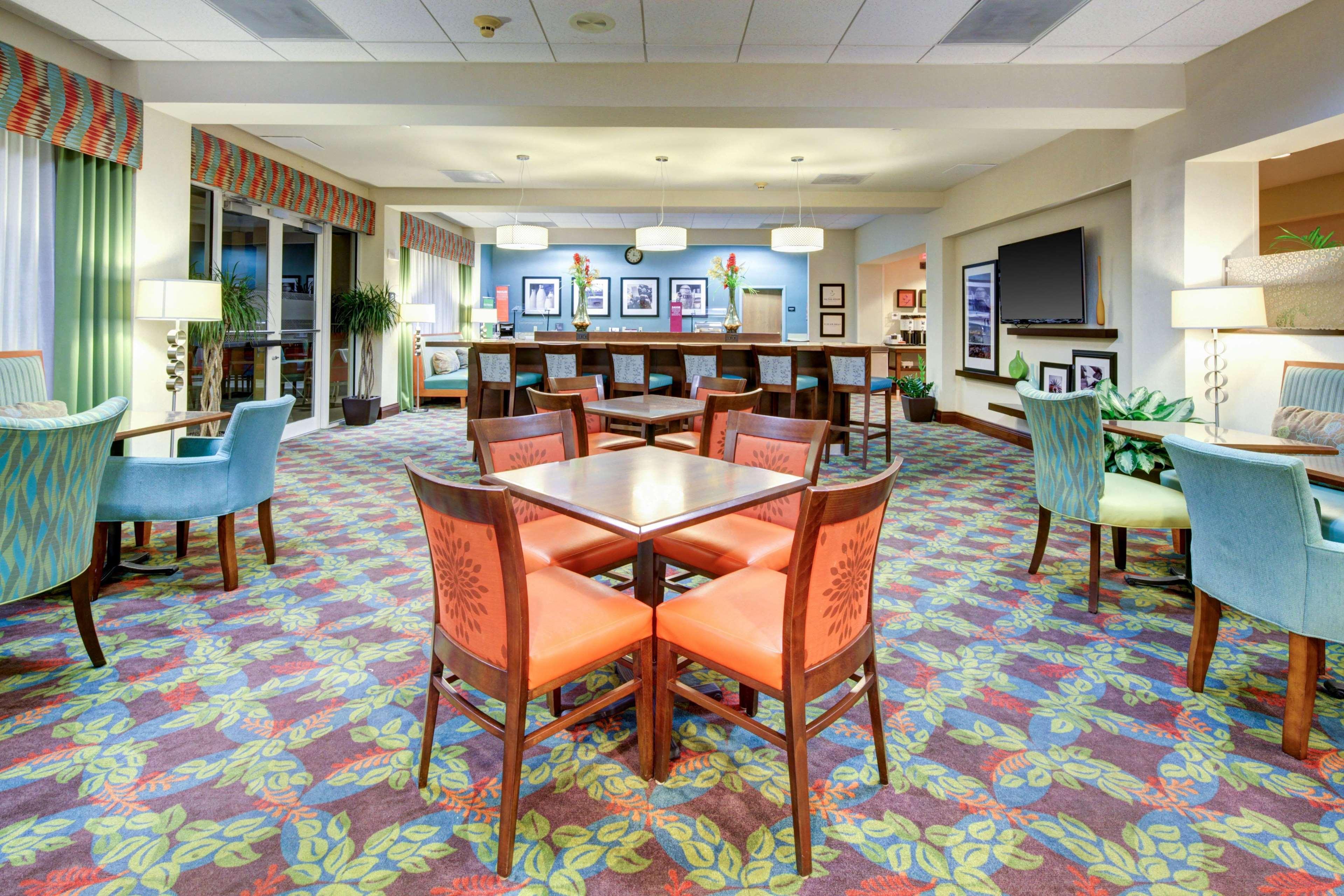 Hampton Inn Pembroke Pines Bagian luar foto