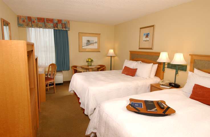 Hampton Inn Pembroke Pines Bagian luar foto